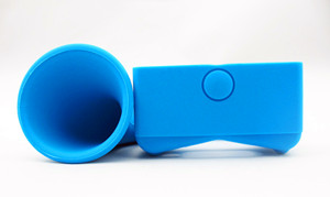 Iphone 4/4s Silicone Horn Stand Speaker